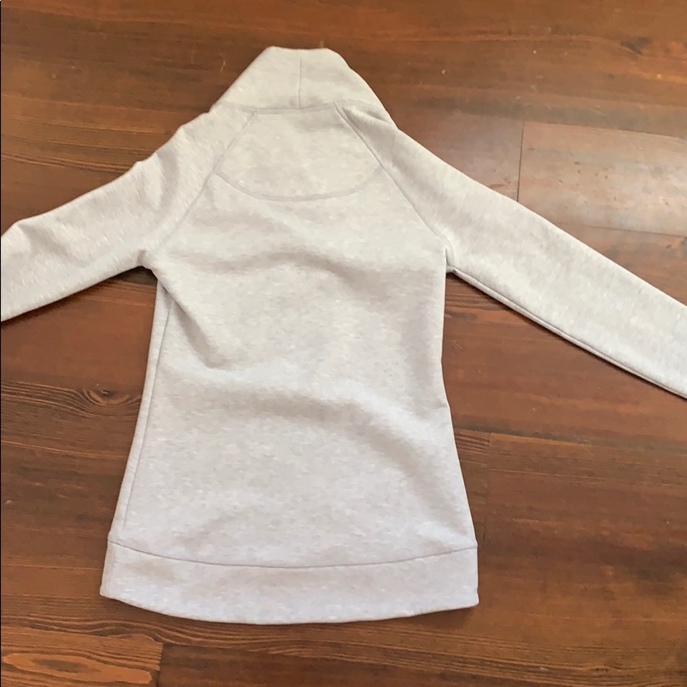 Athleta fleece pullover never worn - Picture 4 of 4